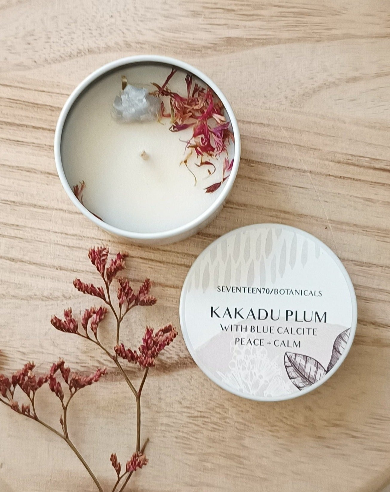 Kakadu plum candle travel tin