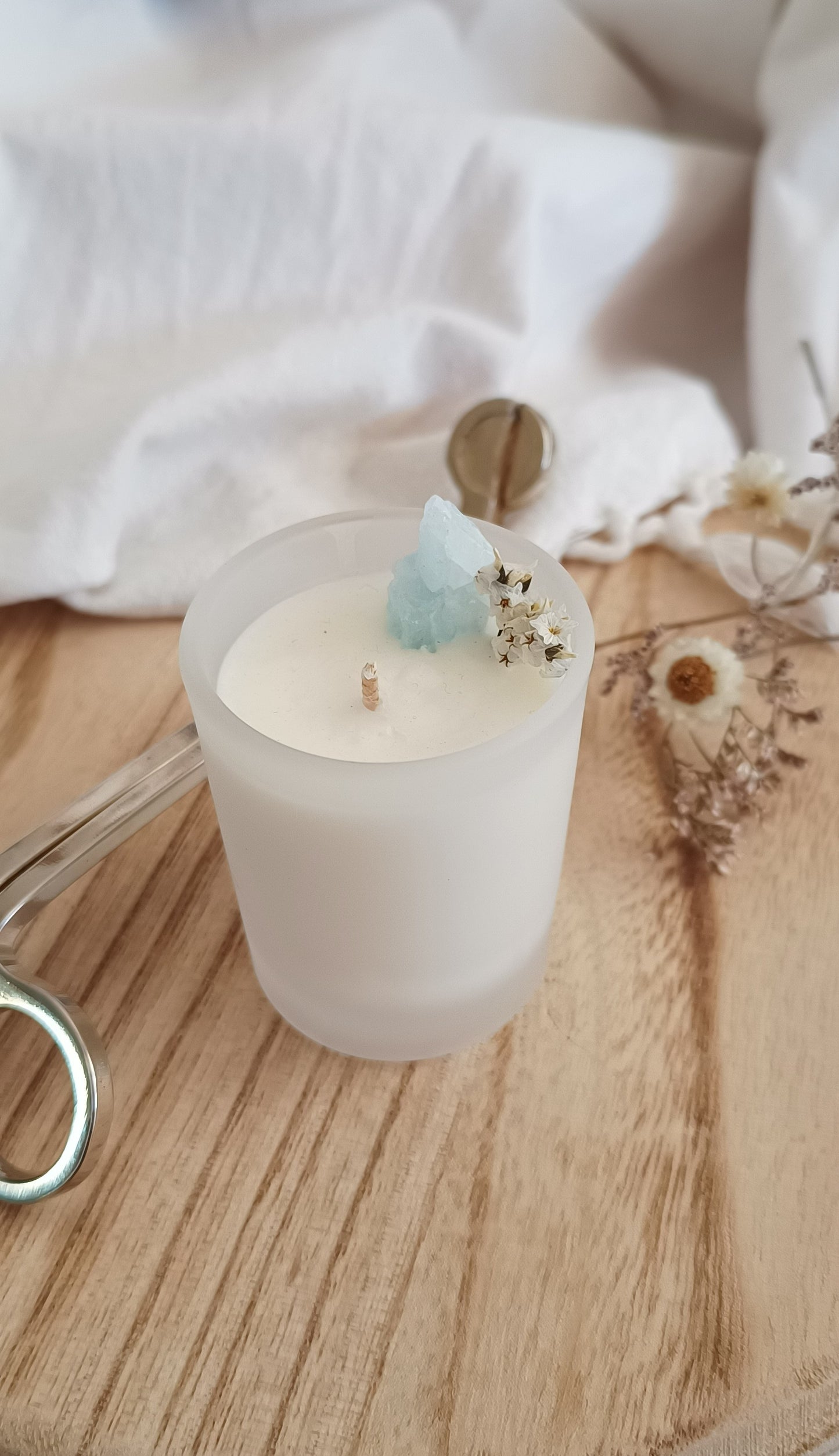 Sweet Pea with Blue Aragaonite COMMUNICATION + COMPASSION