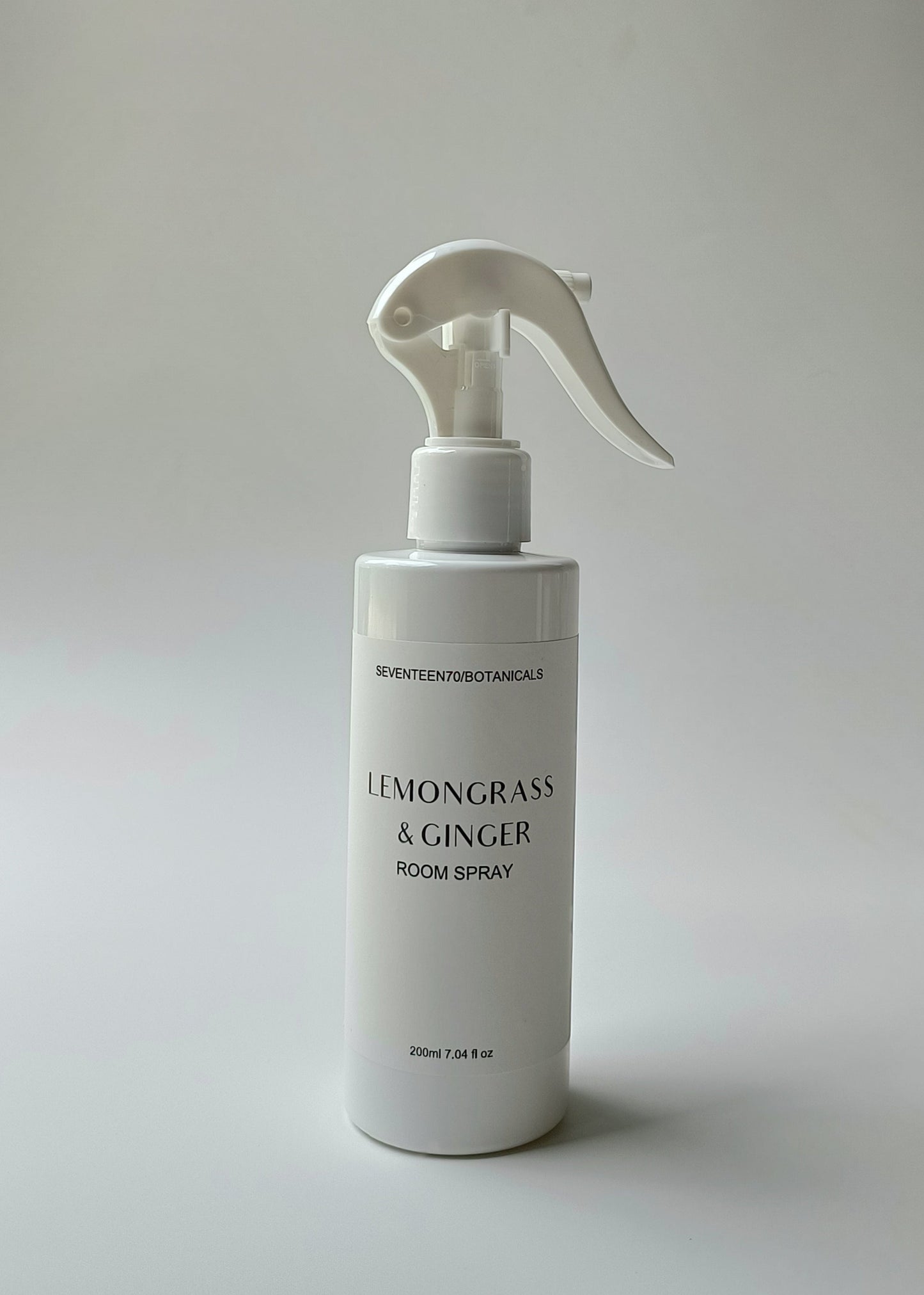 Lemongrass & Ginger room spray 200ml